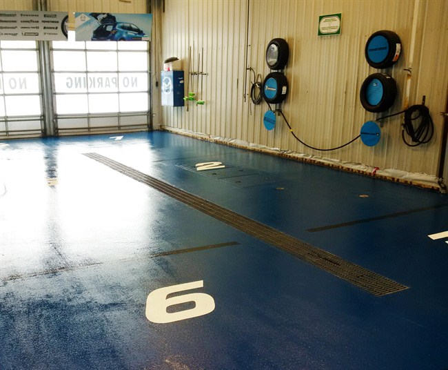 Automotive Service Bay 1
